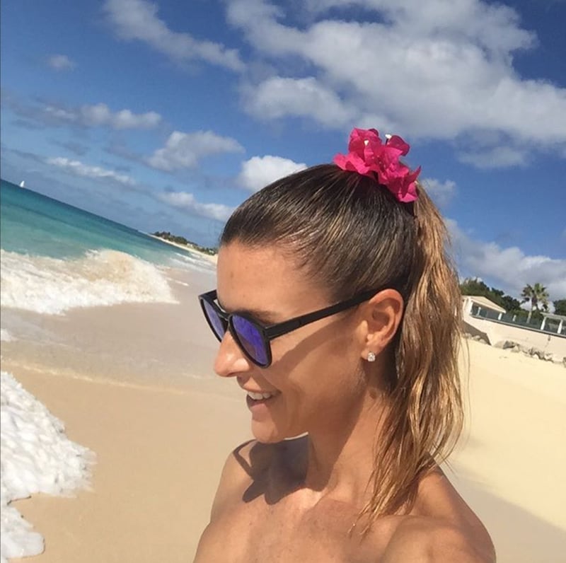 Martina Colombari sexy nella vita di tutti i giorni 18