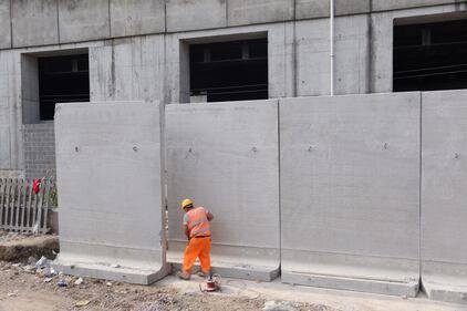 Il muro anti droga a Rogoredo 5
