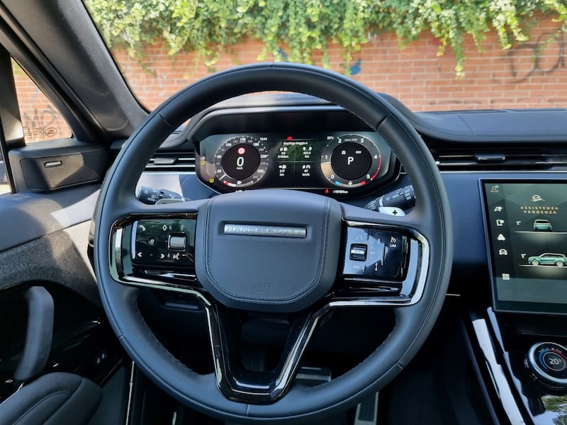 Nuova Range Rover Sport, guarda la gallery della prova 14