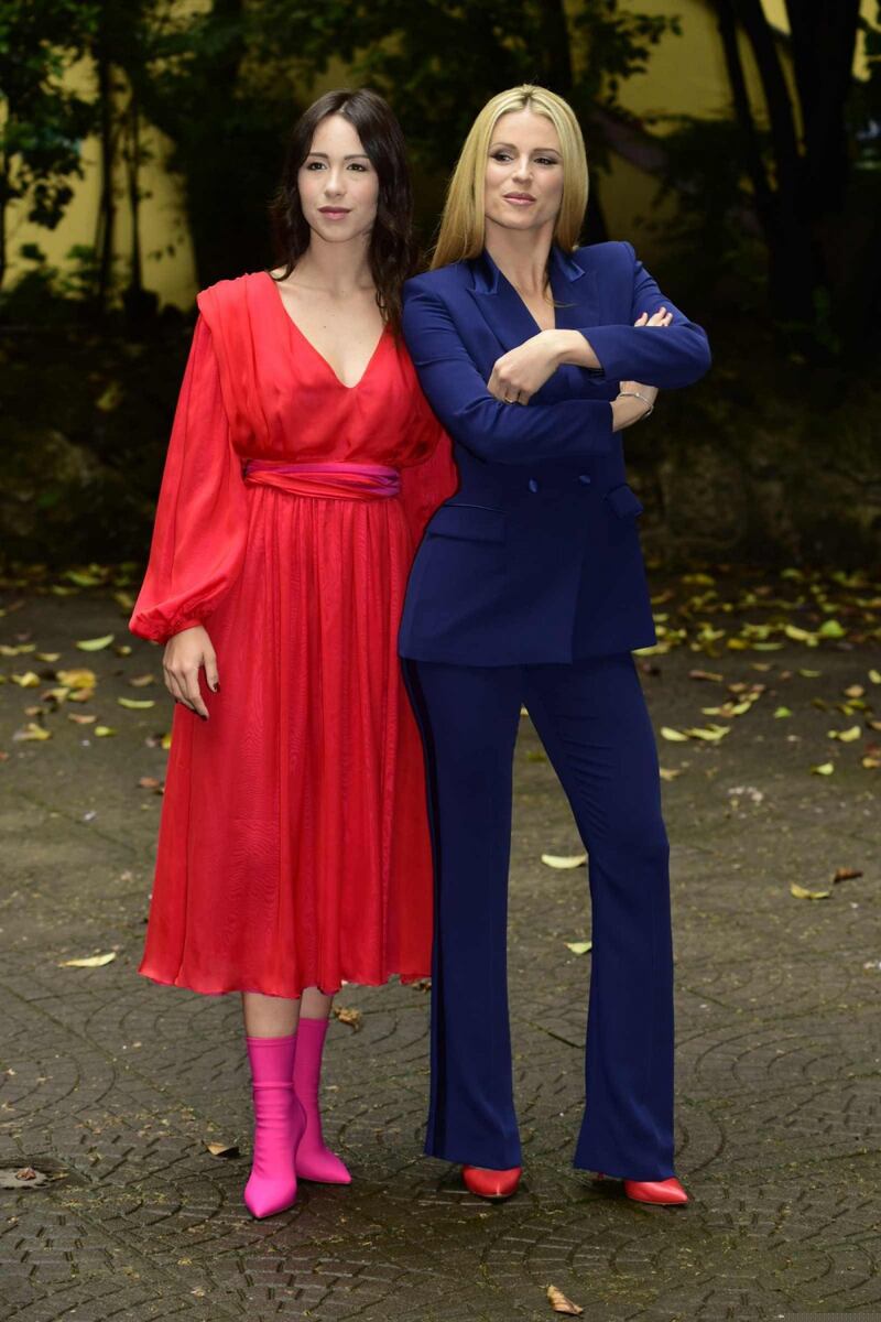 Michelle Hunziker e Aurora Ramazzotti in un nuovo show 19
