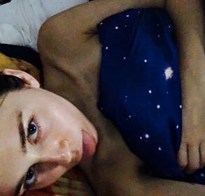 Miley Cyrus completamente nuda su V Magazine 10