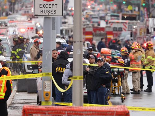 Le immagini dell'attacco: torna la paura a New York