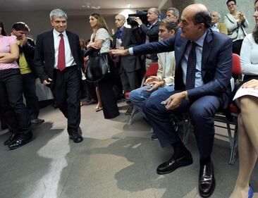 FOTO Vendola e Bersani: procedura d'avvicinamento 1