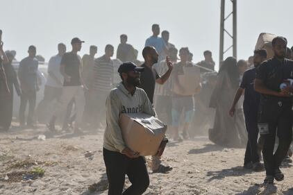 Caos aiuti a Gaza: le immagini della calca 7