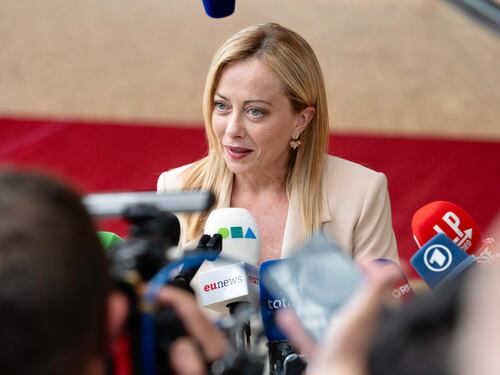 Migranti, rafforzate le frontiere esterne. Ok al nodo Tunisia e per l'emergenza 12 miliardi in più
