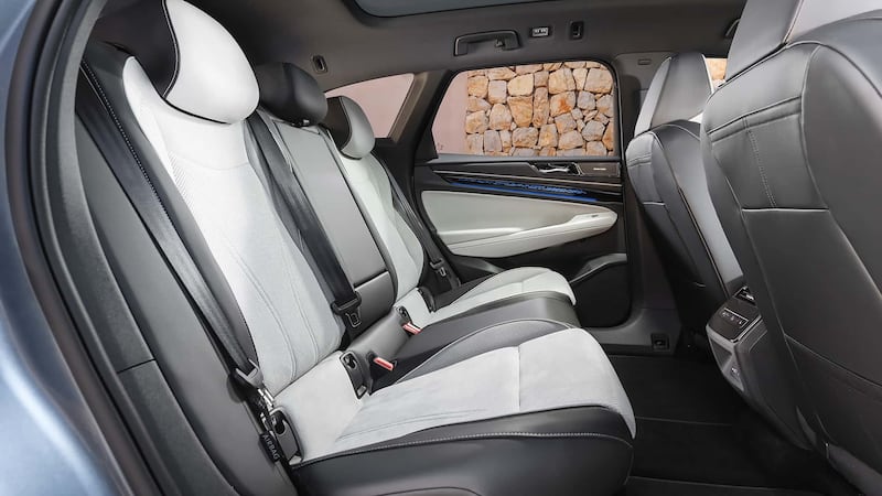 Nuova Volkswagen ID.7 Tourer, guarda tutte le foto 12