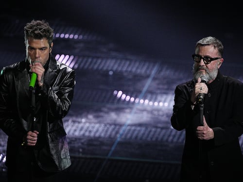 Sanremo 2026, il toto-nomi infiamma il web: tra grandi ritorni, debutti e duetti inediti