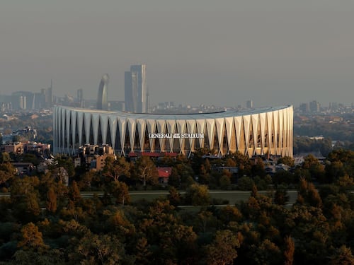 Il nuovo stadio tra skyline e futuro