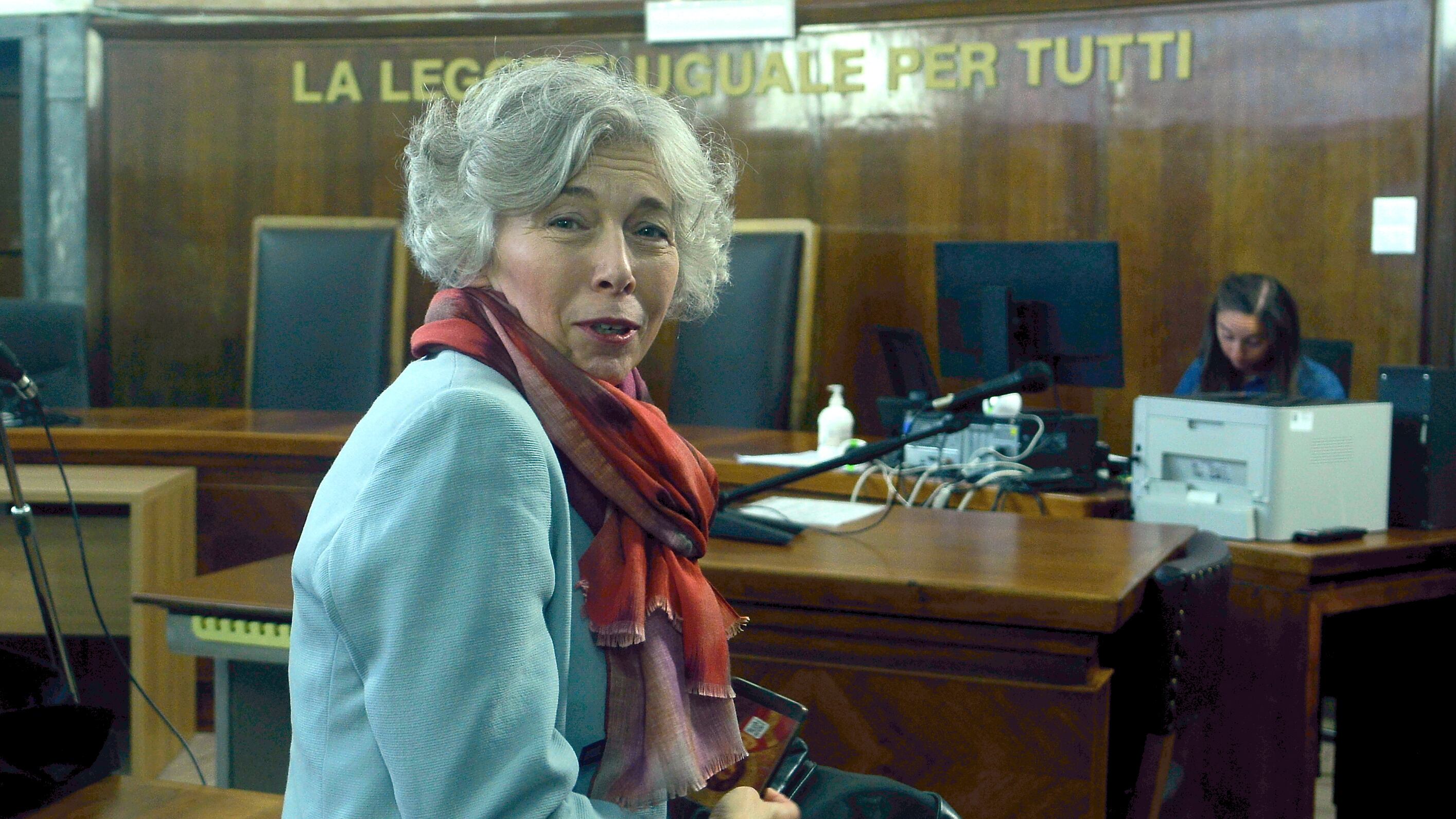 "Evasione fiscale e autoriciclaggio". Irene Pivetti condannata a 4 anni per le Ferrari vendute (per finta) in Cina