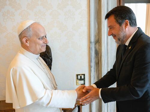 Matteo Salvini e la figlia Mirta in udienza da Papa Leone XIV