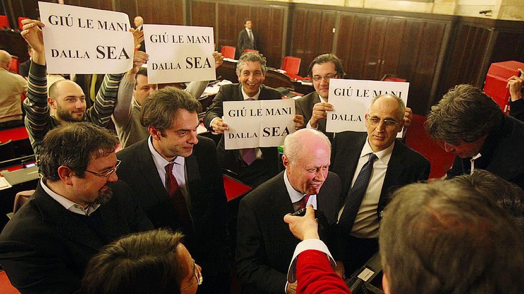 Dopo il pasticcio su Sea adesso mezza sinistra chiede la testa di Tabacci