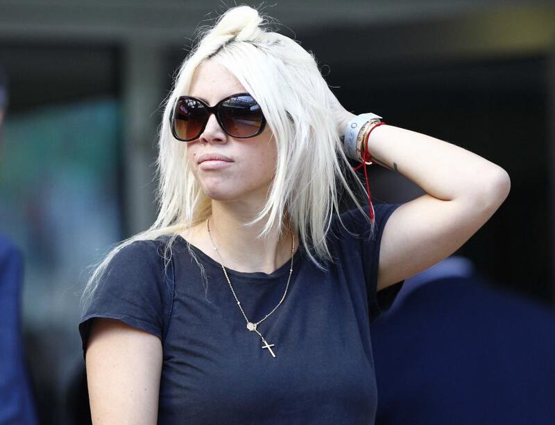Wanda Nara, selfie da urlo: "triangolo" in archivio, è felice con Icardi 11