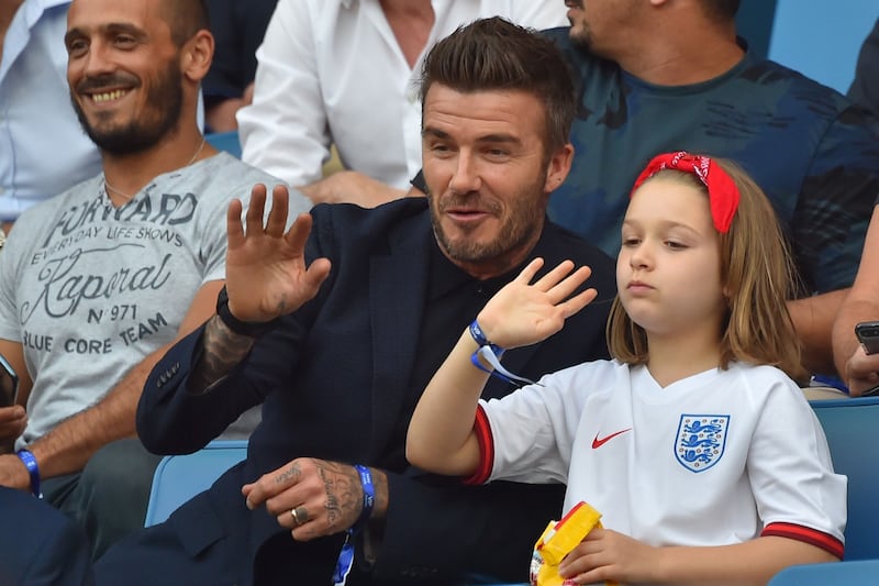 David Beckham attaccato da stampa, tv e social per aver baciato sua figlia 3