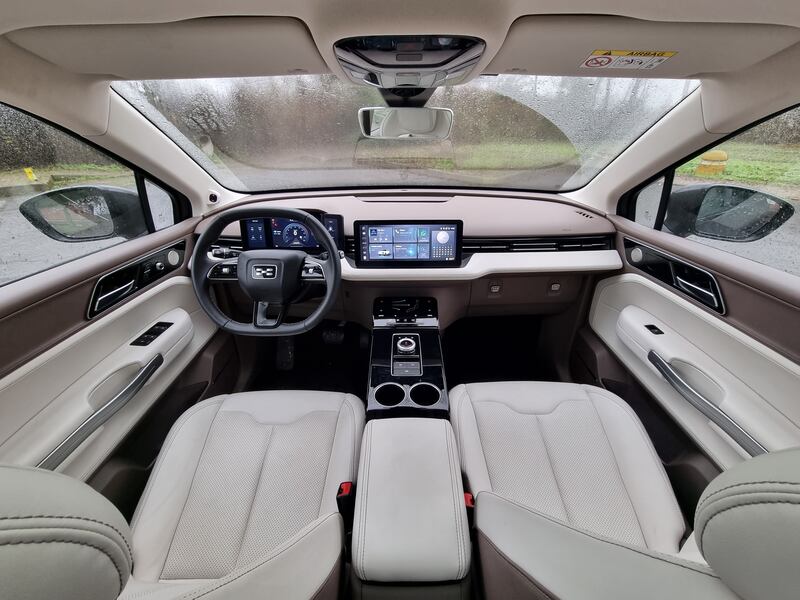 Aiways U5, le foto del SUV elettrico cinese 21