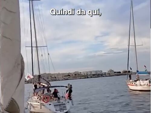 Flotilla, il Fronte della gioventù comunista ci riprova: ma la nuova spedizione è fermata dai greci