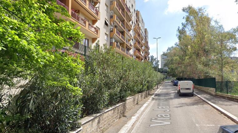 Ventenne uccide la madre e la decapita con un coltello