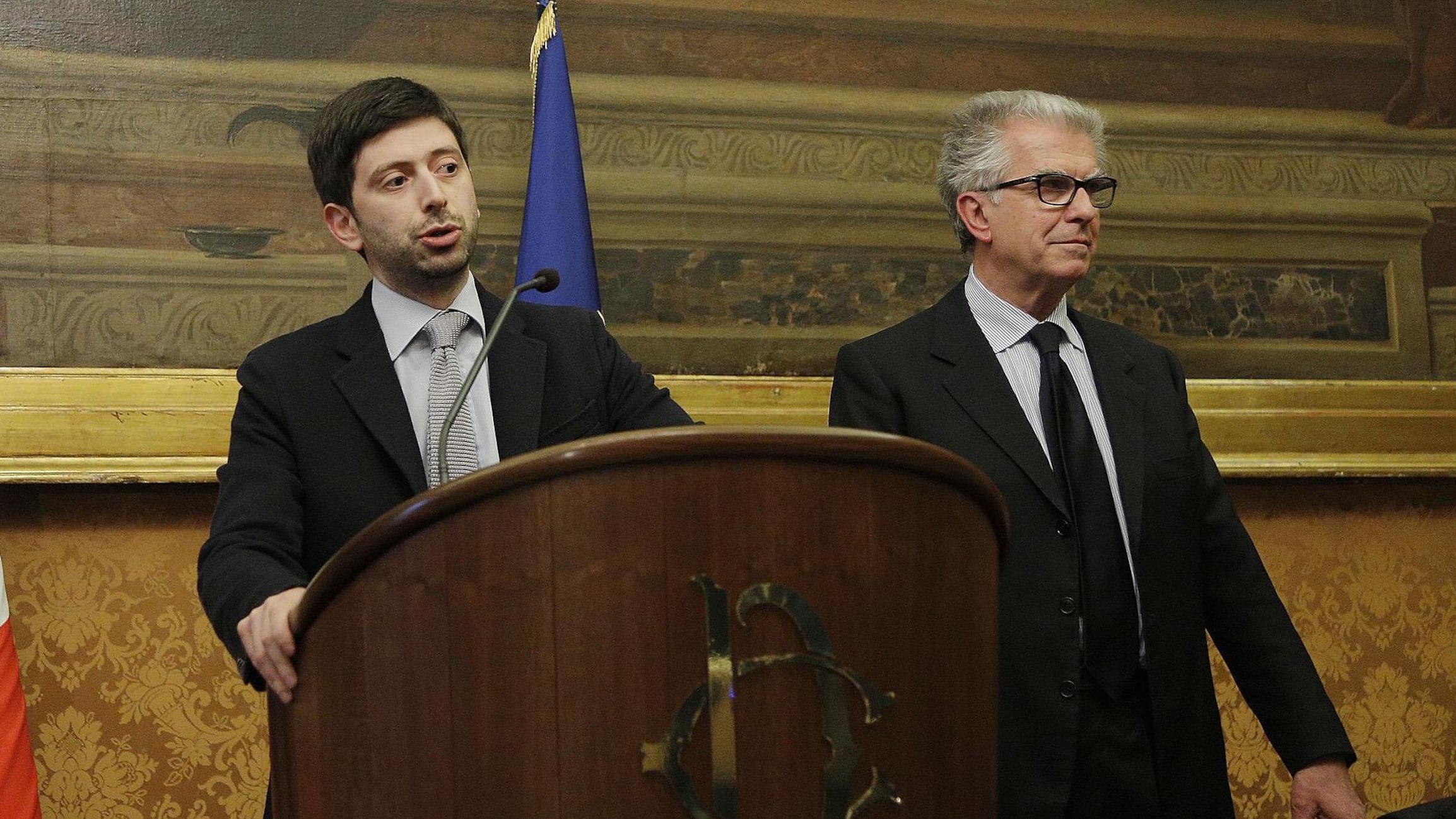 Il Pd avverte i fanatici anti Cav: "Fuori chi non vota la fiducia"