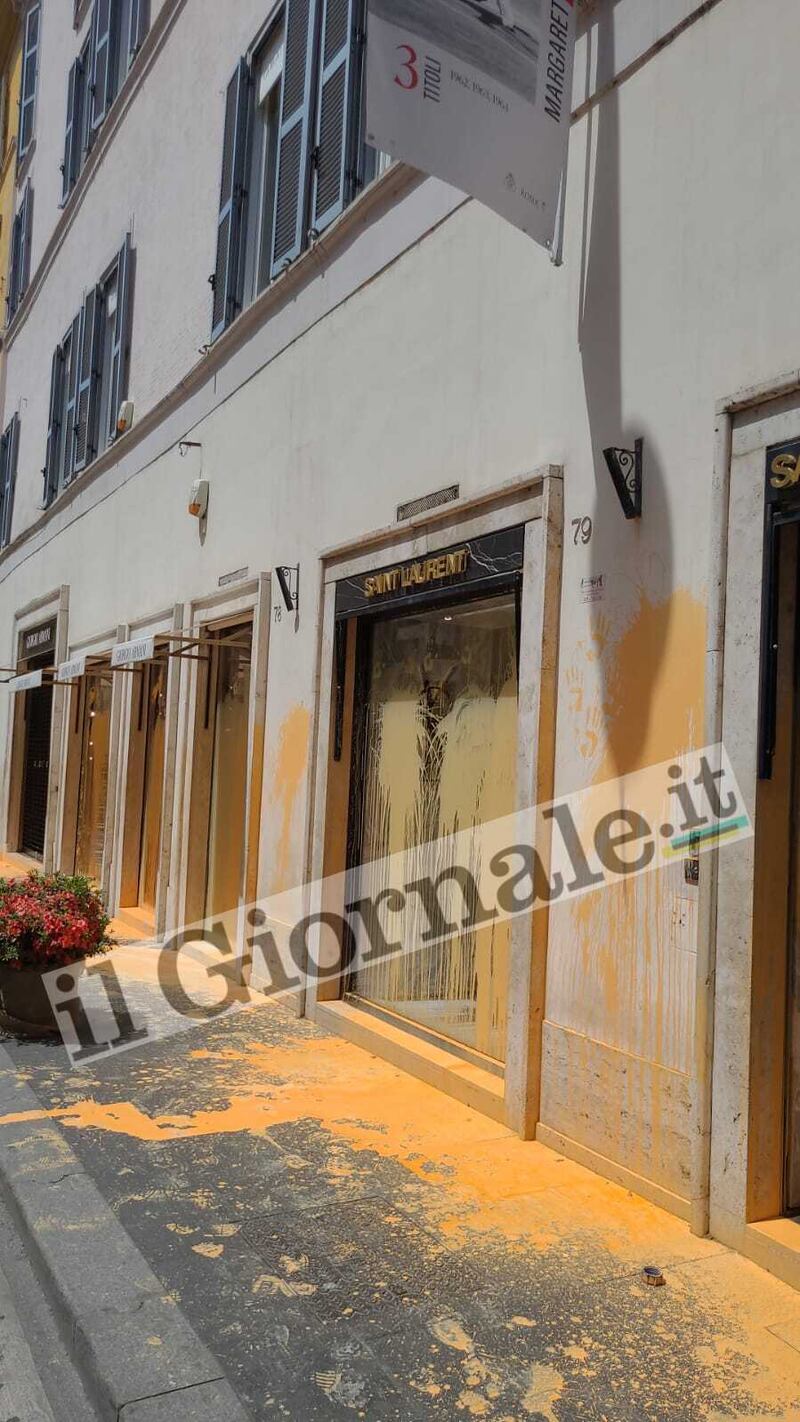 Il blitz di Ultima Generazione a Roma 5