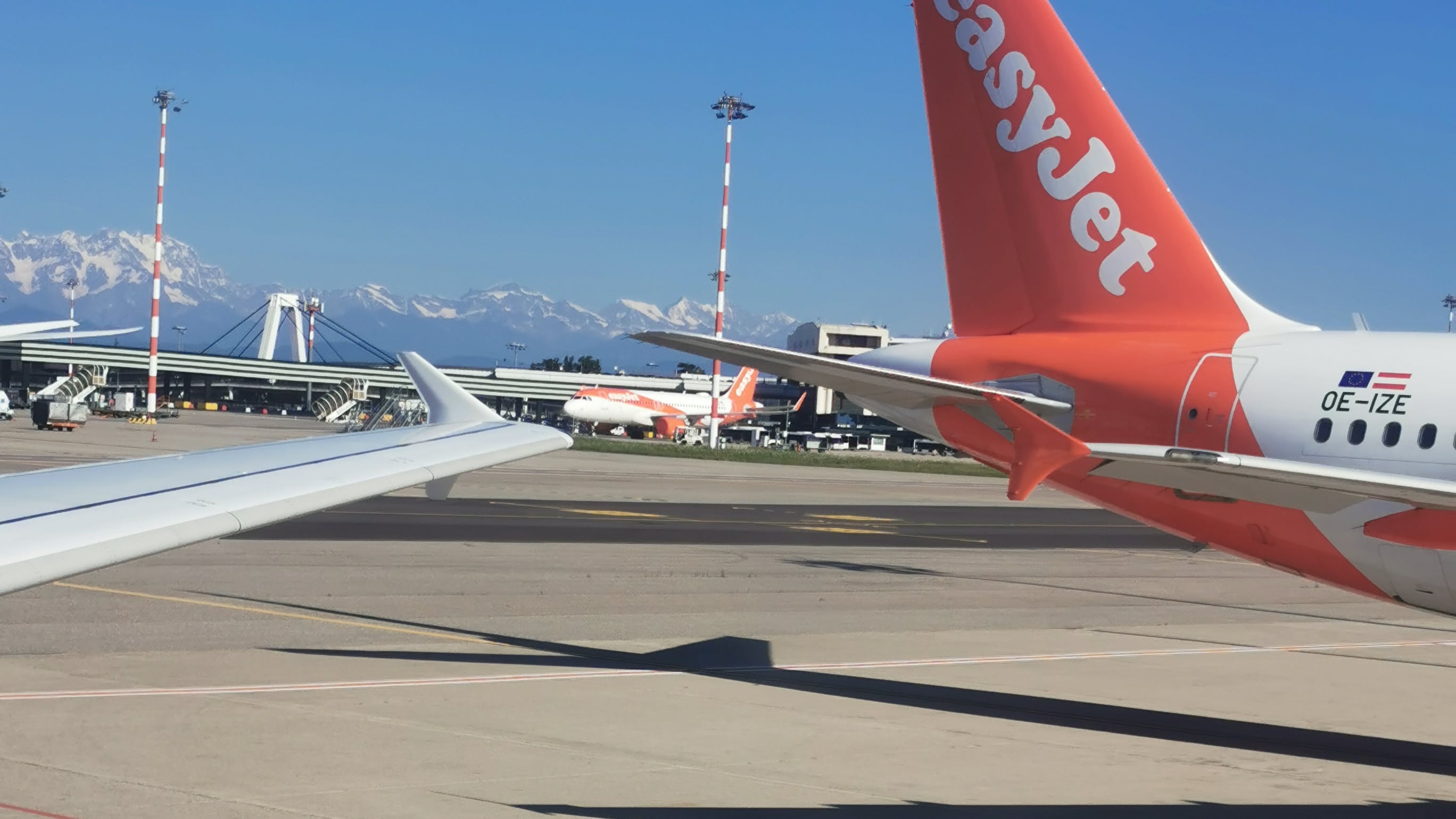 EasyJet taglia flotta e voli l'effetto Covid pesa su conti e investimenti
