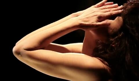 Giorgia, nuovo video senza veli contro la violenza sulle donne 9