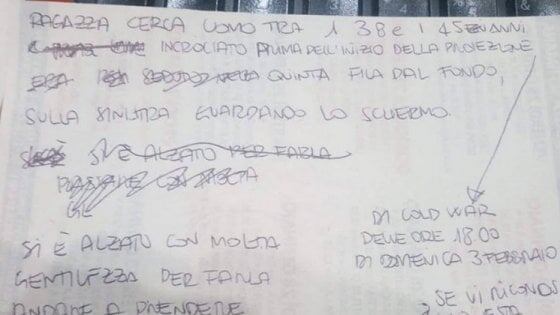 Ragazza si innamora di uno sconosciuto al cinema