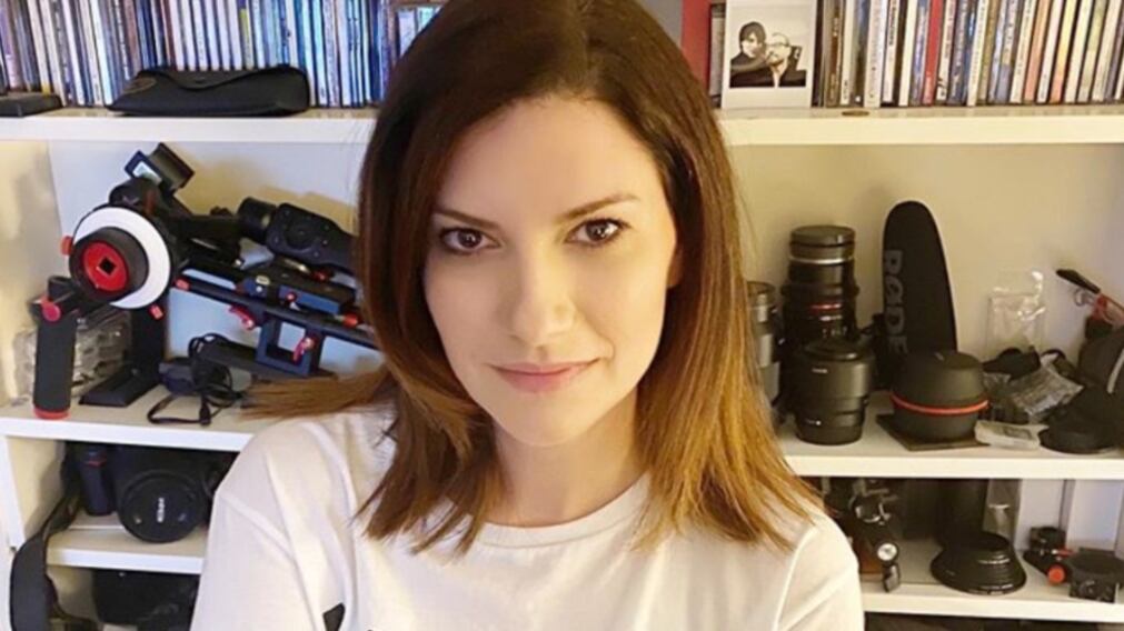 "Parole travisate". E ora Laura Pausini spiega il motivo del suo post contro Maradona