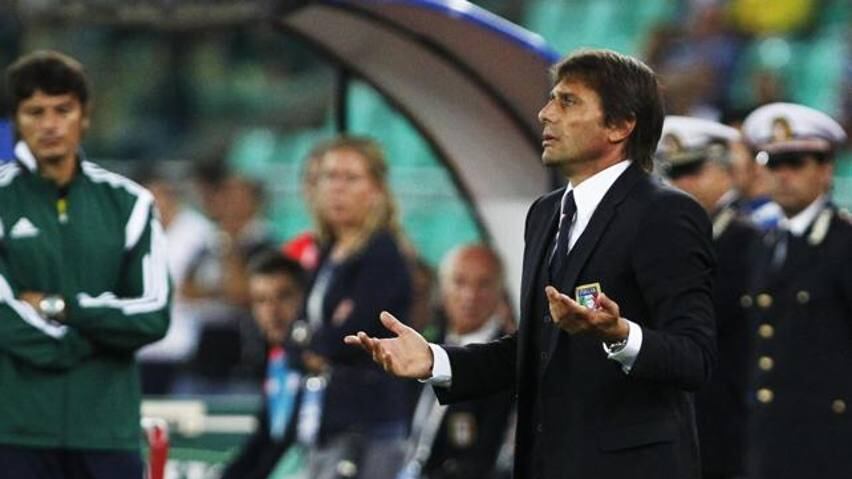 Conte frusta l'Italia sfaticata: "Balotelli? Non perdo tempo"