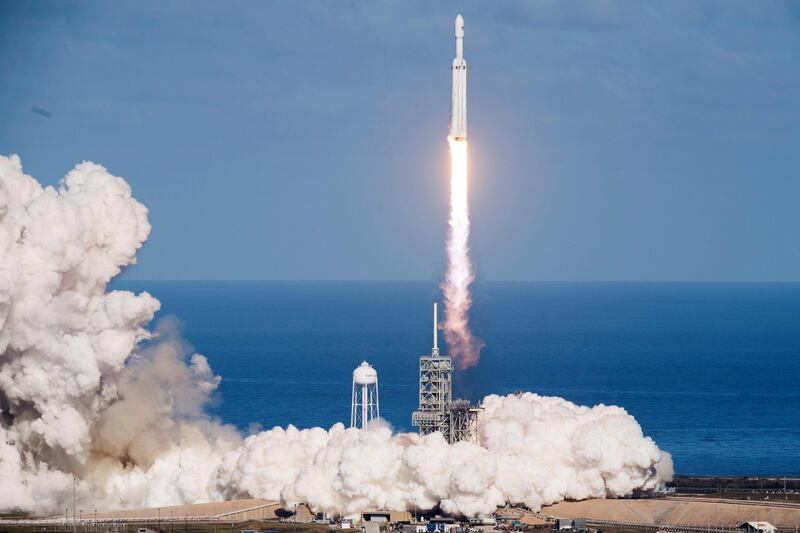 Parte il bus spaziale di Space X 1