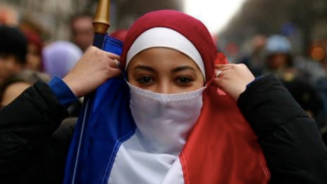 Nella Francia degli scontri dove l'integrazione è "La grande tribolazione"