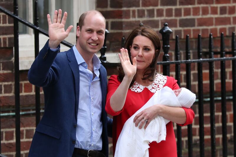 Kate Middleton raggiante dopo il parto 8