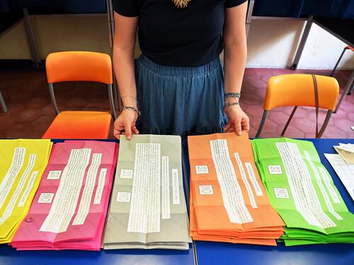 Referendum, meglio a Milano. Alle 23 aveva votato il 29%