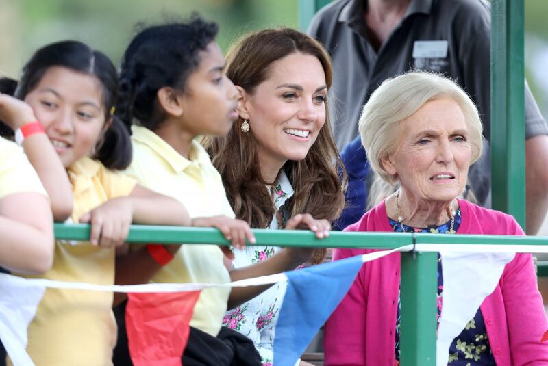 Kate Middleton, nuovo look a fiori: foto 3
