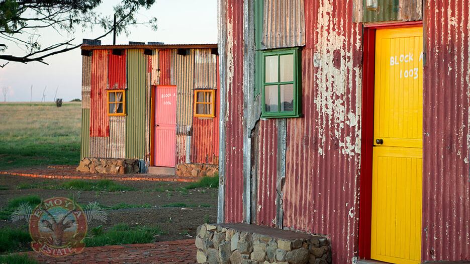 In Sudafrica, dove i ricchi pagano per fare i poveri