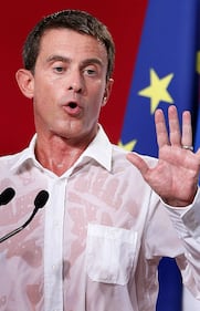 Manuel Valls e la camicia fradicia di sudore 6