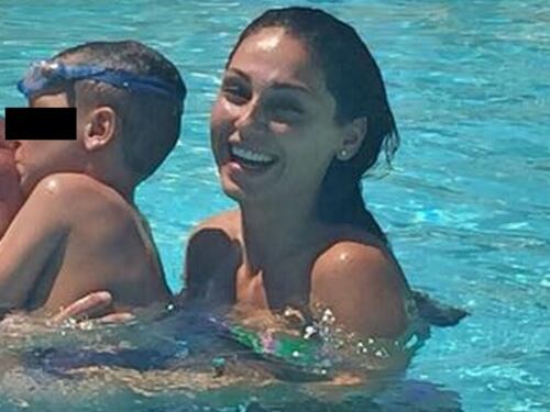 Anna Tatangelo e Gigi D'Alessio, estate d'amore e coccole con Andrea