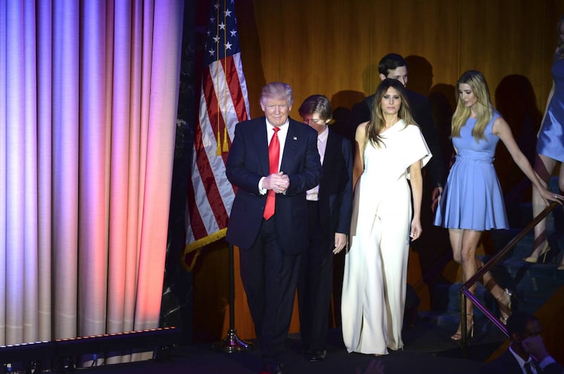 Milly D'Abbraccio e Donald Trump, immagini 1