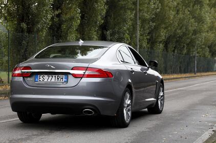 Jaguar XF 2014 1