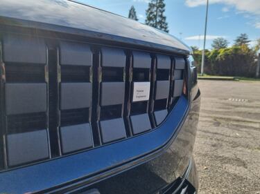 Polestar 2, guarda le foto 14