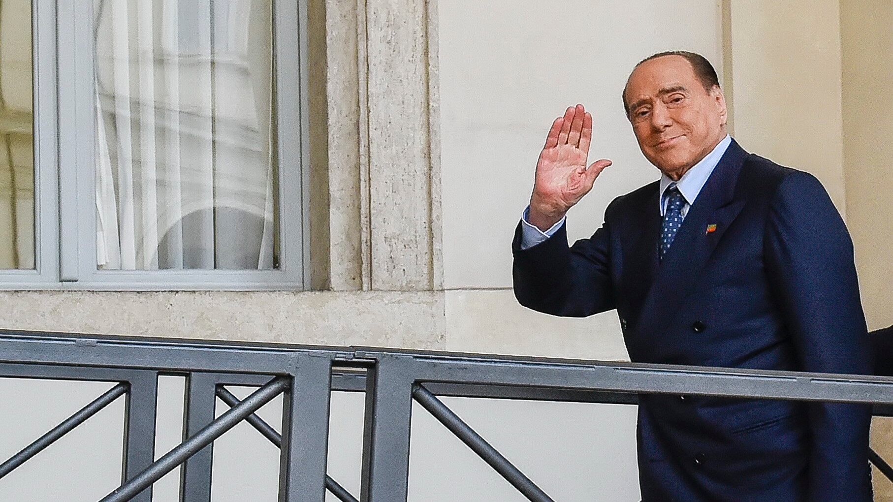 "Crediamoci e vinceremo". Berlusconi lancia la corsa per le Regionali