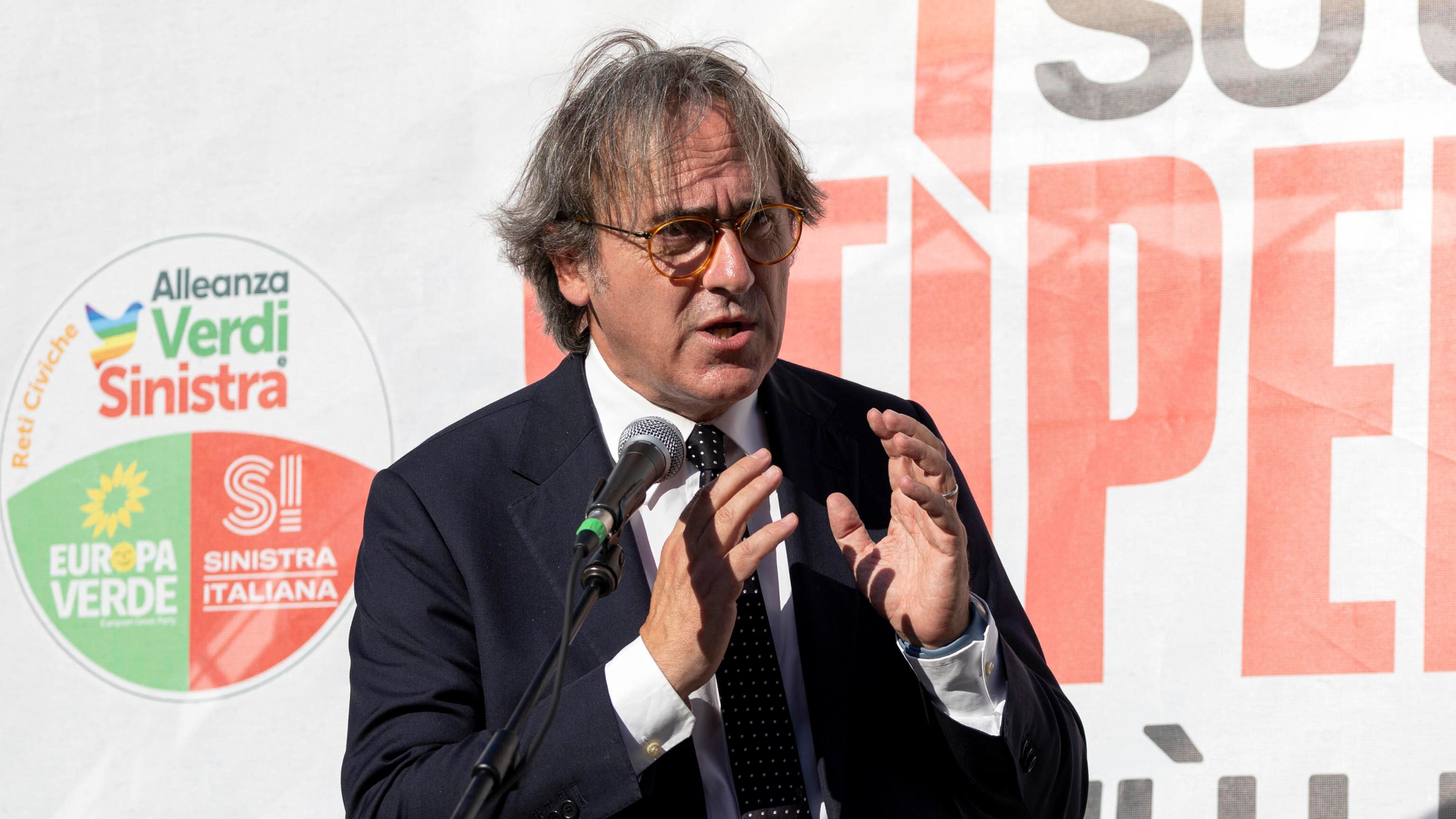 L'opposizione si accanisce sui balneari: "Ci sarà un'ondata di ricorsi e denunce"