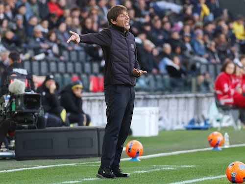 Il Napoli sprofonda preso a pallate dall'Udinese. Per i friulani una traversa e due gol annullati dal Var
