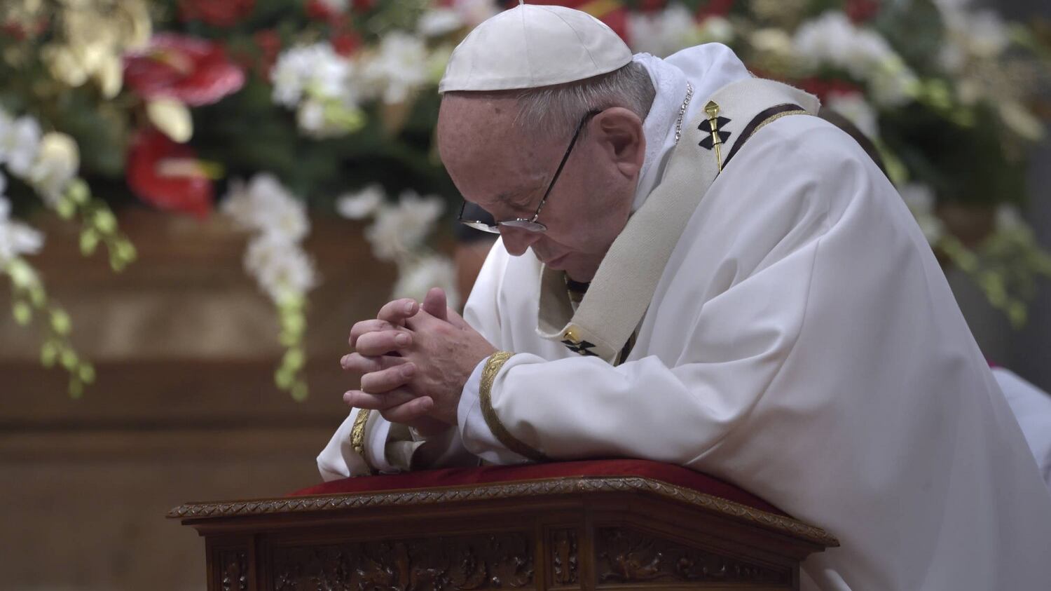 Il monito del Papa: "Abbiamo costretto i giovani a emigrare"
