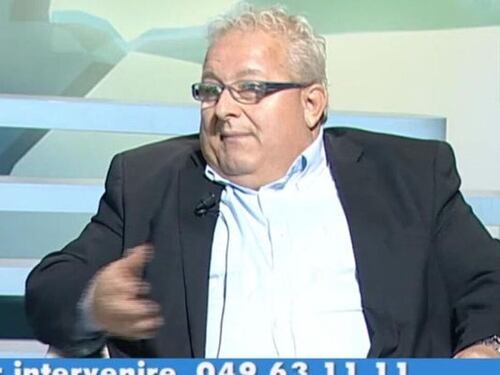 Il Covid uccide un altro No Vax. Morto il negazionista "Mauro" reso celebre dai deliri in radio