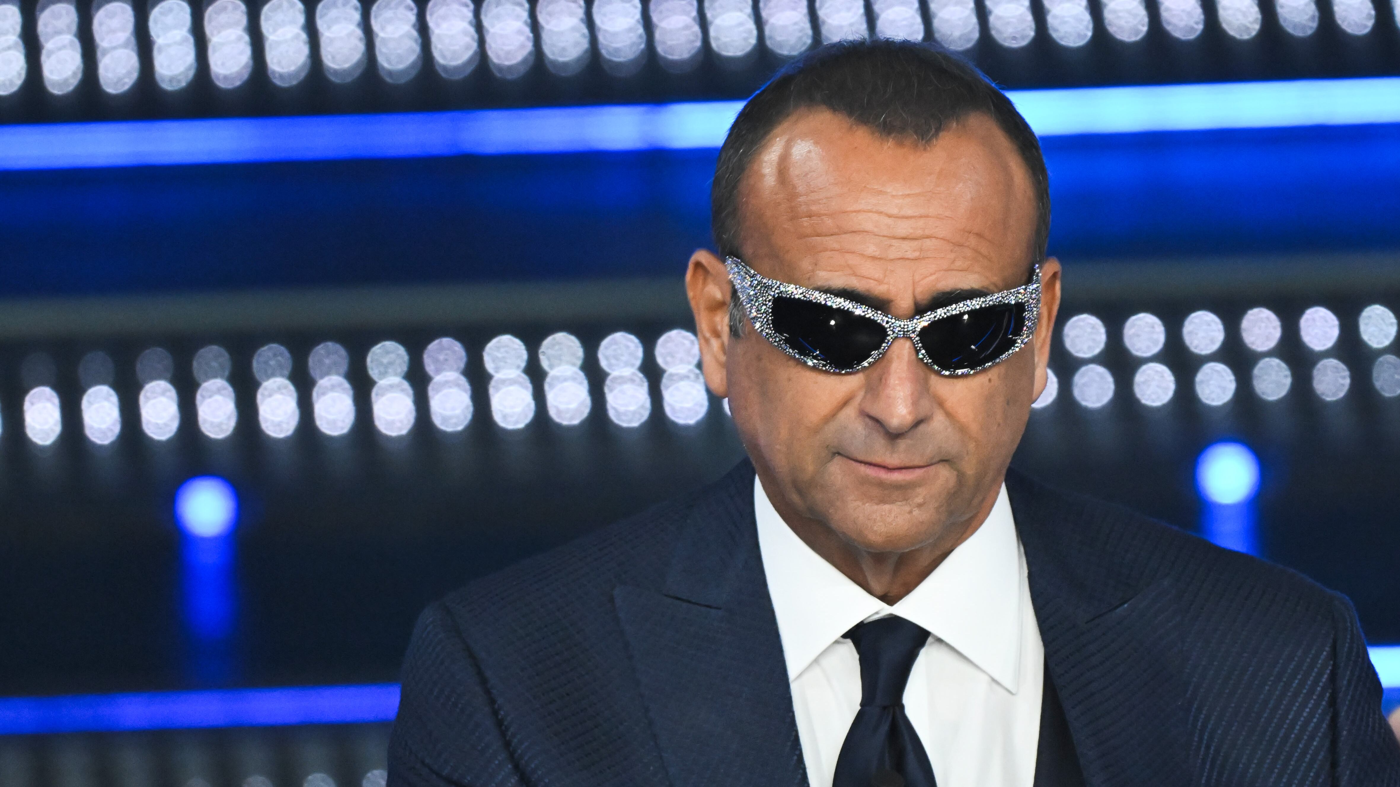 "Strani rumori dai camerini...". Le voci su due concorrenti: un rapporto intimo a Sanremo?