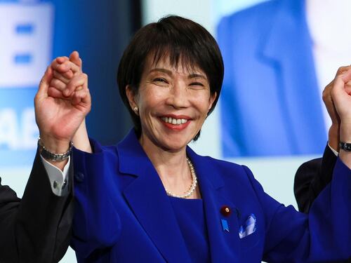 Ultraconservatrice e anticinese: è la prima donna premier a Tokyo