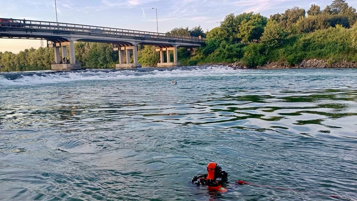 Domenica tragica sul Brenta: due giovani trascinati via dalle correnti