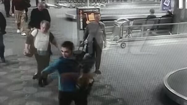 Florida, spari a Fort Lauderdale: il video della strage