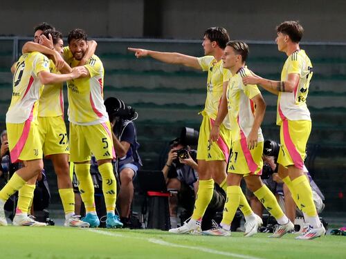 La Juve cala il tris al Verona e vola in vetta alla classifica da sola