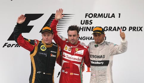 Alonso trionfa in Cina 15