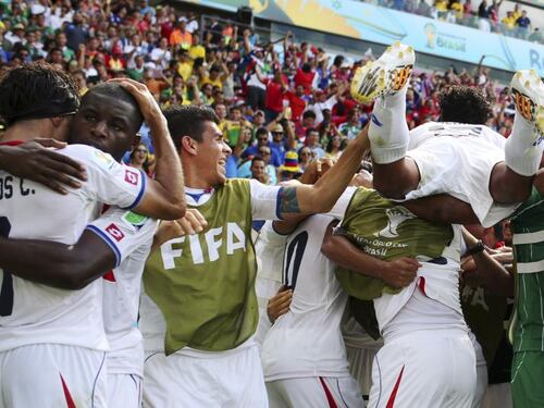 Costa Rica e Inghilterra non si fanno male